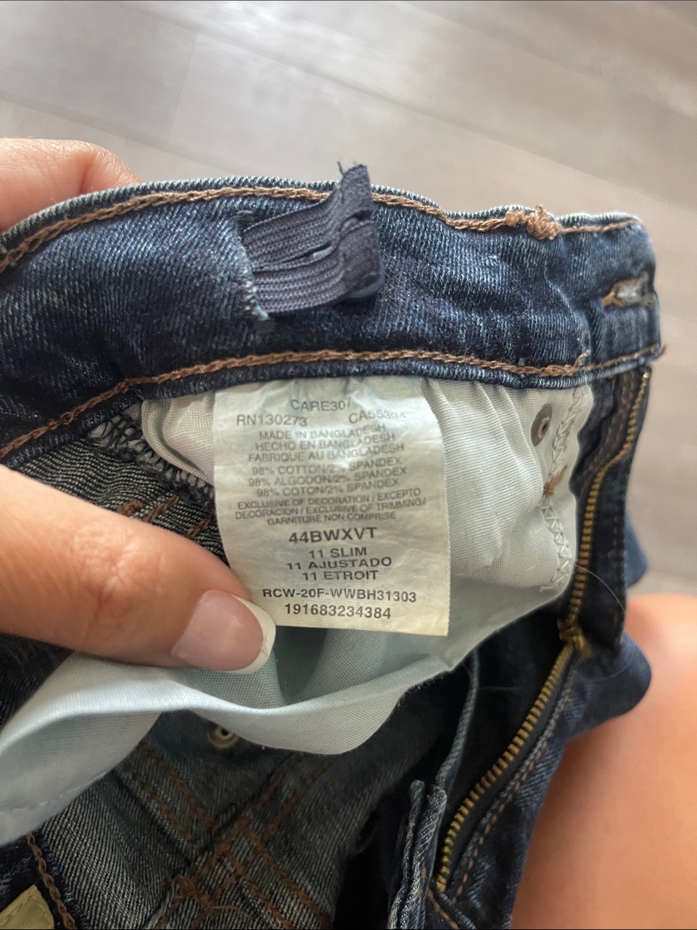 Wrangler Boys Blue Straight Leg Jeans with Contrast Back Stitching - Picture 4 of 6